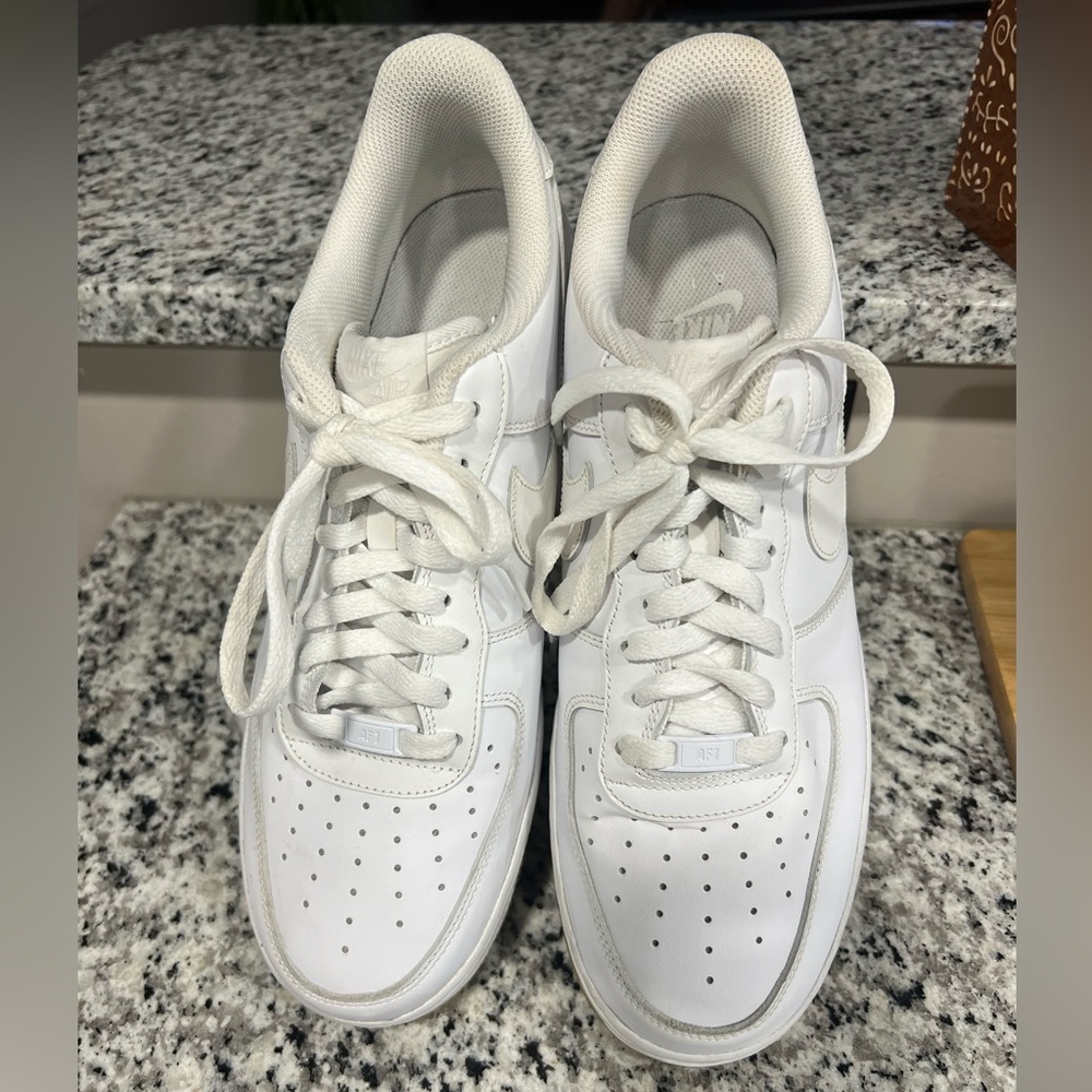 Nike Air Force 1 White Shoes, Gum Light Brown Sole, Men’s Size 11.5